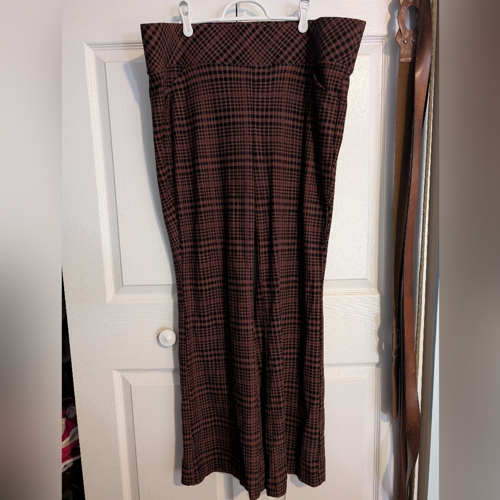 Torrid Houndstooth Patterned Pant